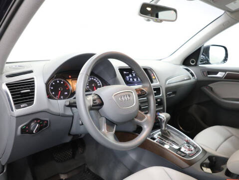 2017 Audi Q5 2.0T quattro Premium Plus