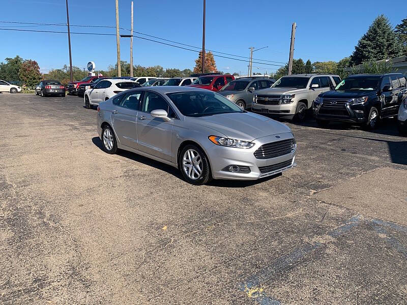 2016 Ford Fusion SE