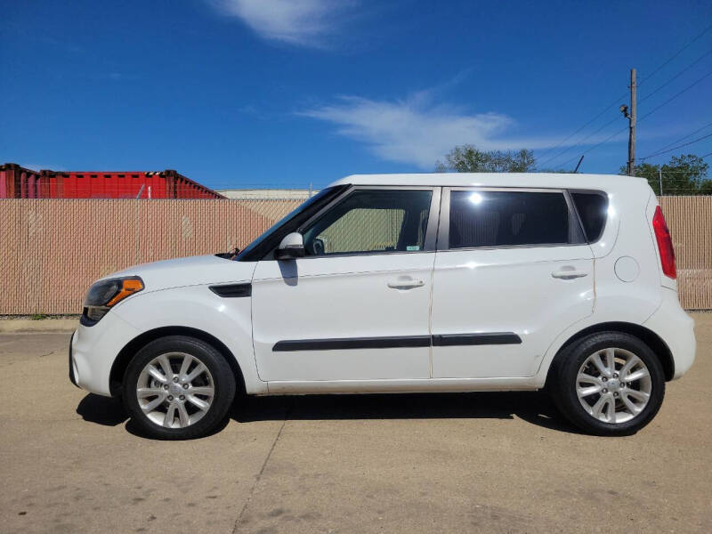 2012 Kia Soul +