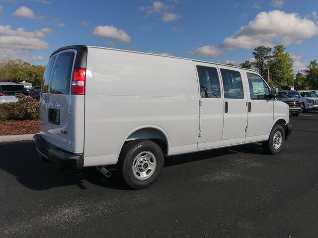 2026 GMC Savana 2500