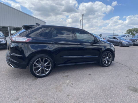 2016 Ford Edge Sport