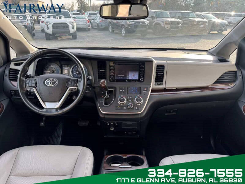 2020 Toyota Sienna Limited Premium 7-Passenger