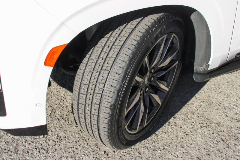 2023 Cadillac Escalade Sport Platinum