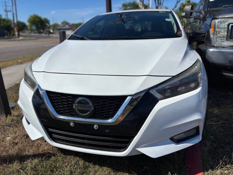 2021 Nissan Versa SR