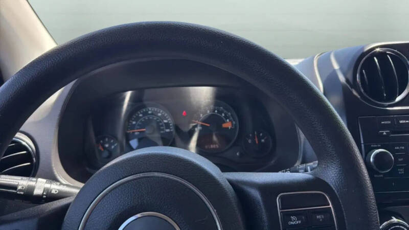 2016 Jeep Compass Sport