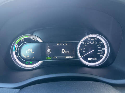 2017 Kia Niro LX