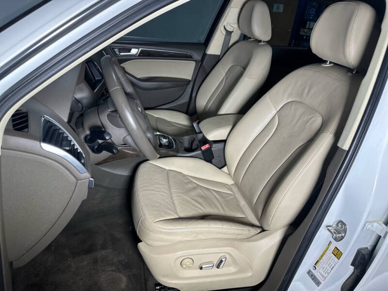 2014 Audi Q5 2.0T quattro Premium Plus