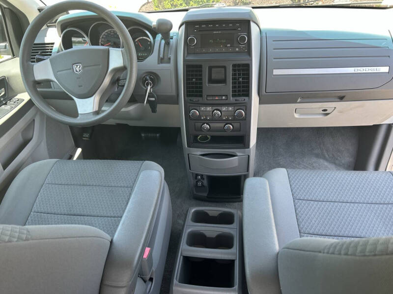 2010 Dodge Grand Caravan SE