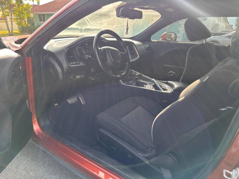 2020 Dodge Challenger SXT