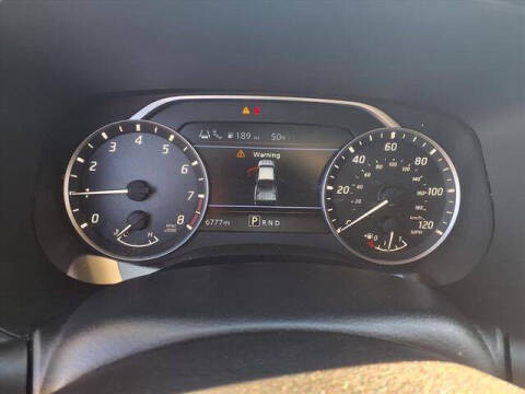 2024 Nissan Frontier SL