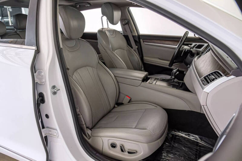 2015 Hyundai Genesis 5.0L