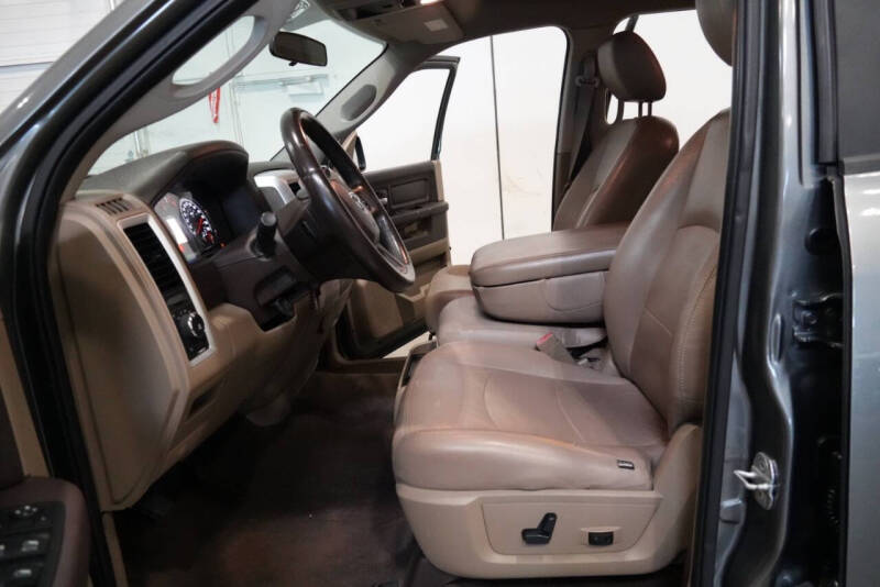 2012 RAM 1500 SLT