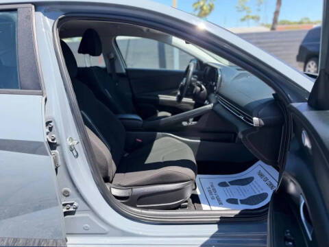 2023 Hyundai Elantra