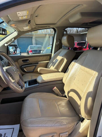 2015 Nissan Armada Platinum