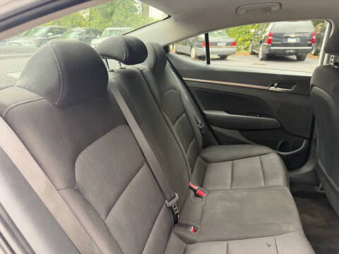 2018 Hyundai Elantra