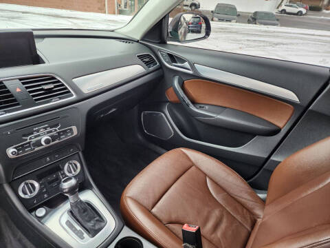 2015 Audi Q3 2.0T quattro Prestige