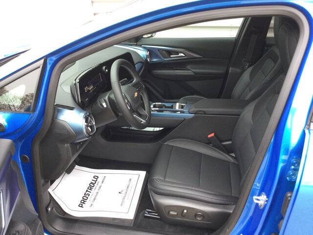 2026 Chevrolet Equinox EV LT 2