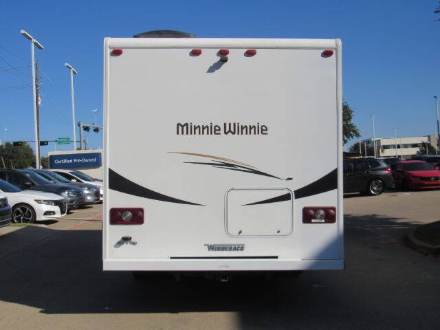 2017 Ford E-Series E-450 SD