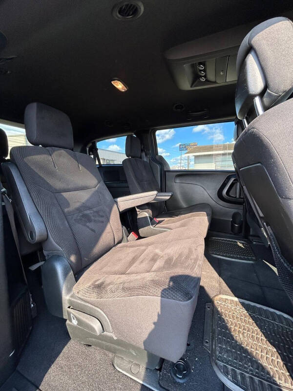 2018 Dodge Grand Caravan SE Plus