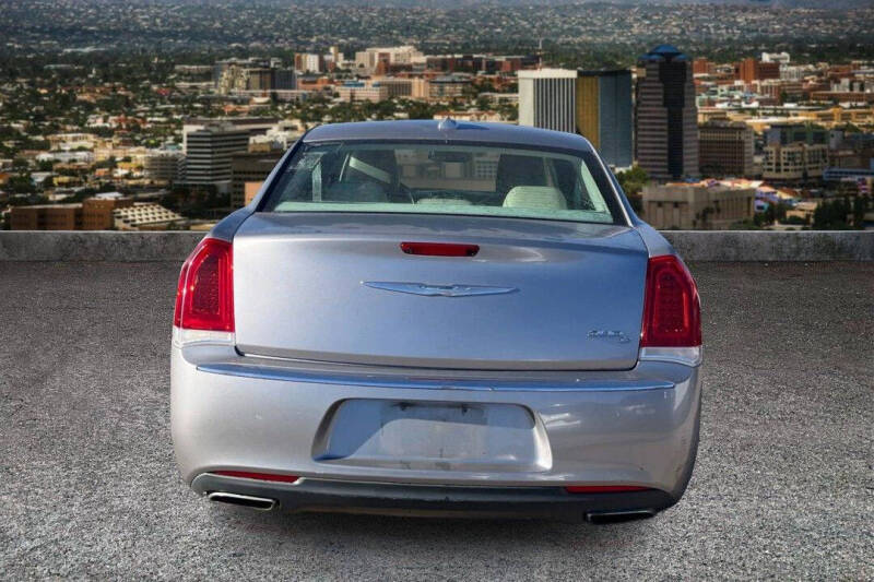 2016 Chrysler 300 C