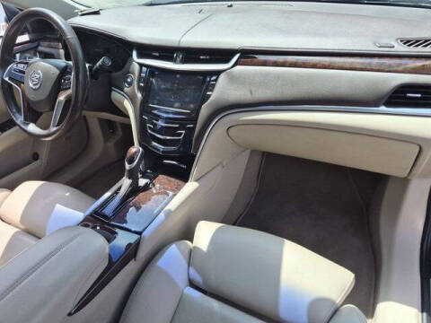 2013 Cadillac XTS Luxury Collection