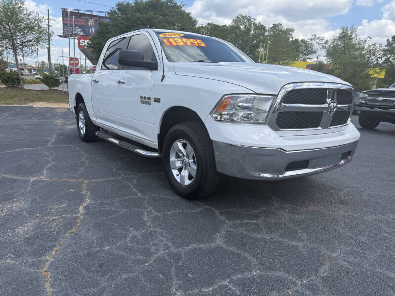 2015 RAM 1500 SLT