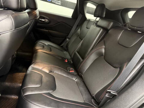 2022 Jeep Cherokee Trailhawk