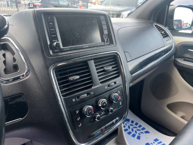 2017 Dodge Grand Caravan SXT