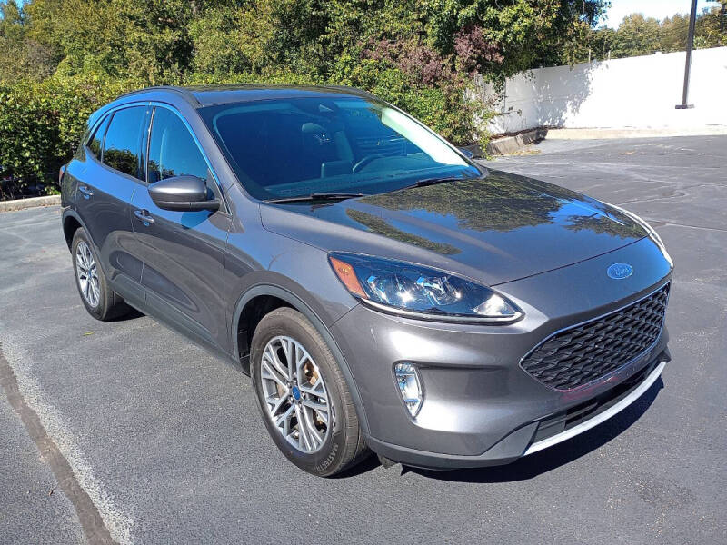 2022 Ford Escape SEL's photo