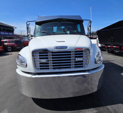 2020 Freightliner M2 106