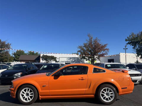 2005 Ford Mustang