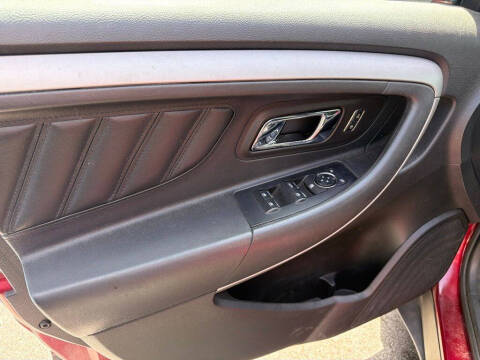 2013 Ford Taurus SEL