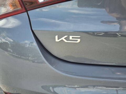 2024 Kia K5 EX