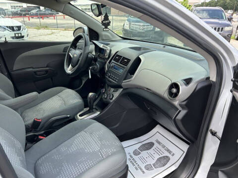 2016 Chevrolet Sonic LS Auto