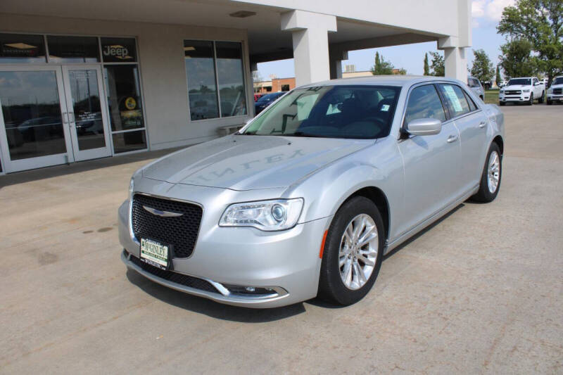 2019 Chrysler 300