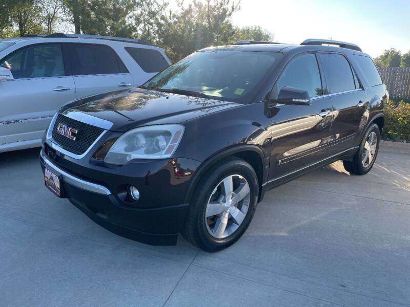 2009 GMC Acadia for sale at Azteca Auto Sales LLC in Des Moines IA