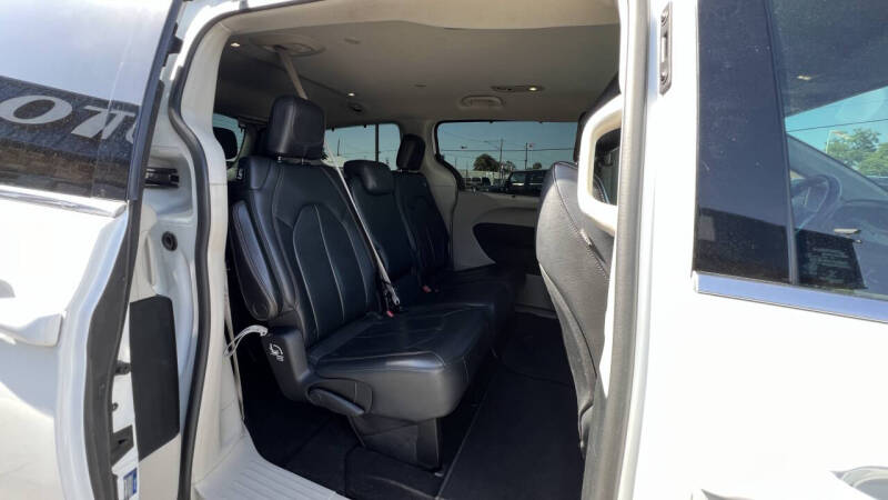 2018 Chrysler Pacifica Touring L