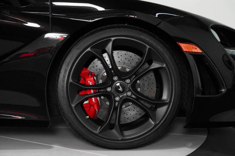 2020 McLaren 720S Spider Luxury