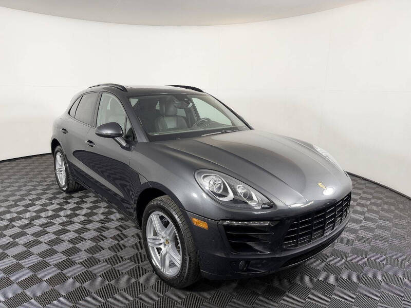 2017 Porsche Macan