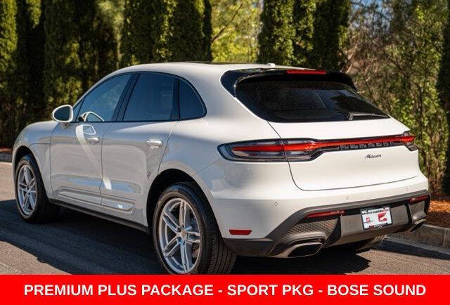 2024 Porsche Macan T