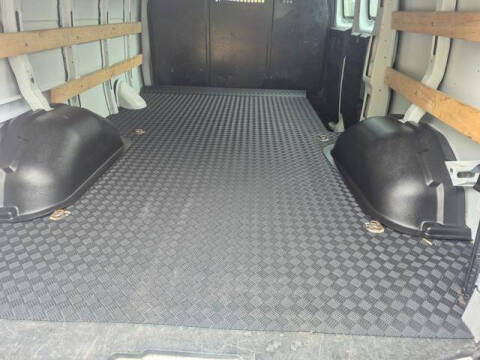 2023 Chevrolet Express 2500