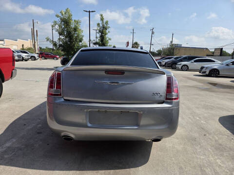2013 Chrysler 300 S