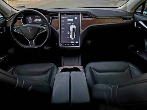 2016 Tesla Model S