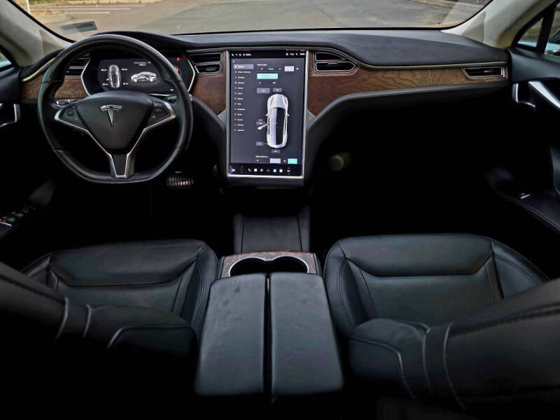 2016 Tesla Model S