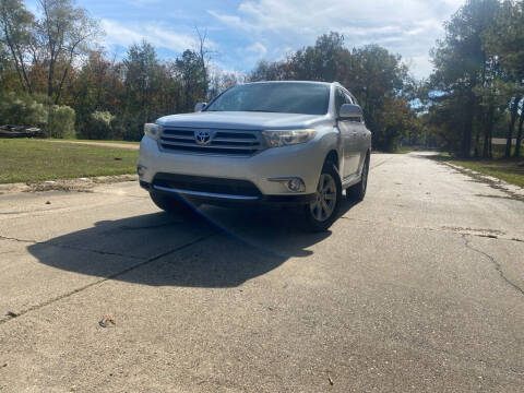 2012 Toyota Highlander for sale at James & James Auto Exchange in Hattiesburg MS