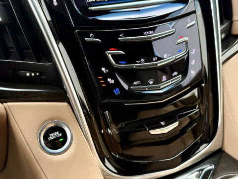 2018 Cadillac Escalade ESV Platinum