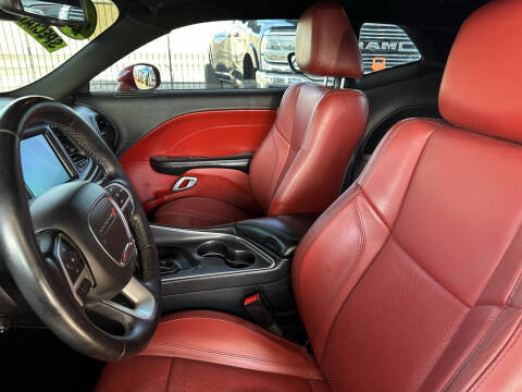 2016 Dodge Challenger SXT