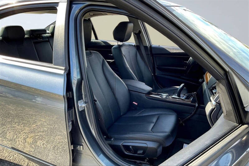 2014 BMW 3 Series 328i