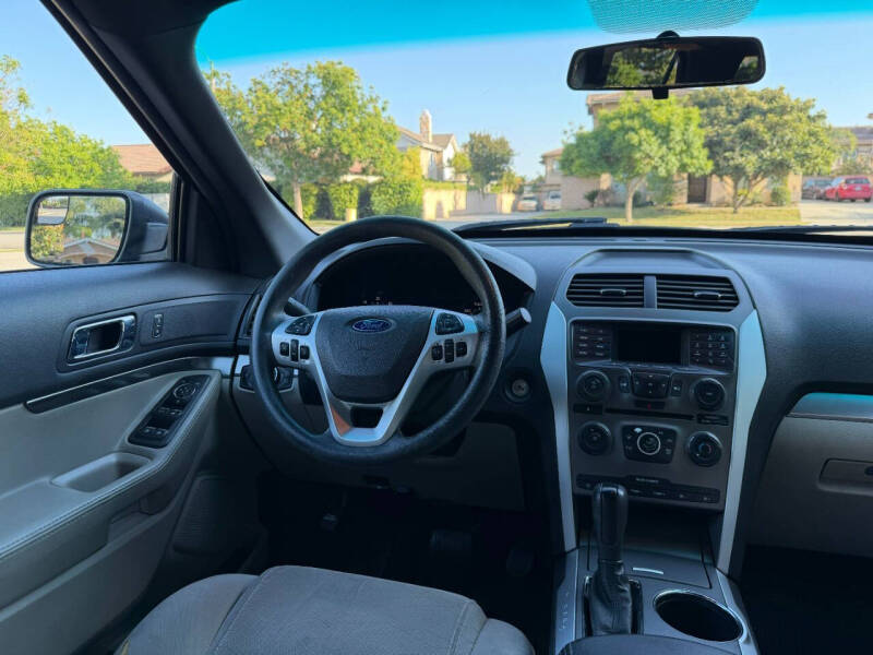2013 Ford Explorer