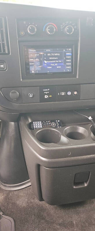 2017 Chevrolet Express LT 2500